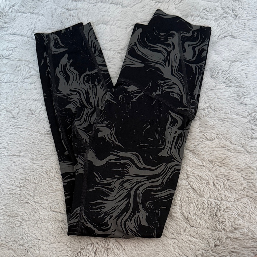 Gymshark Black and Gray Patterned Leggings